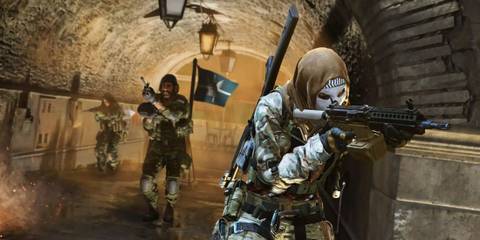 Call of Duty Modern Warfare 3 Operators in a Tunnel