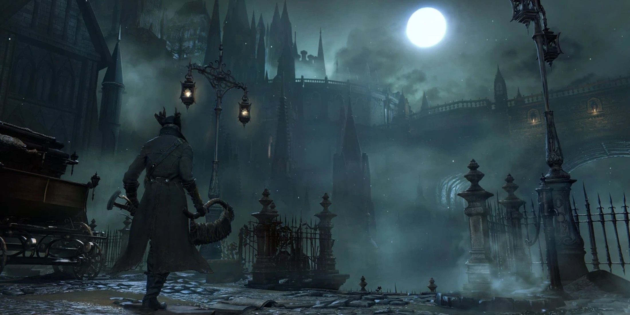 The Hunter roaming Yharnam in Bloodborne