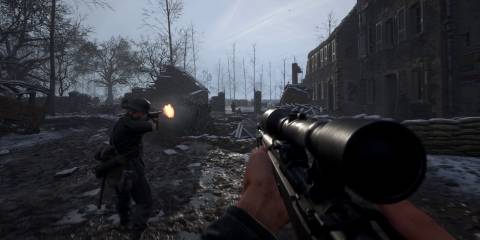 Holding a sniper rifle in in Hell Let Loose