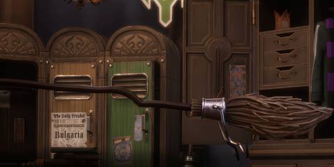 Harry Potter Quidditch Champions Comet Broom