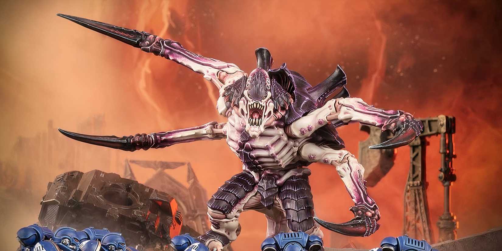 Warhammer 40k: 7 Reasons to Play Tyranids. Model of a Screamer Killer attacking Space Marines