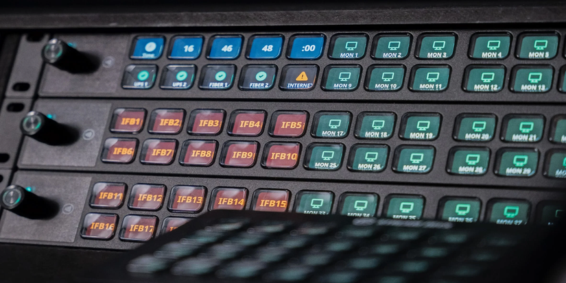 Stream Deck Studio Side Promo