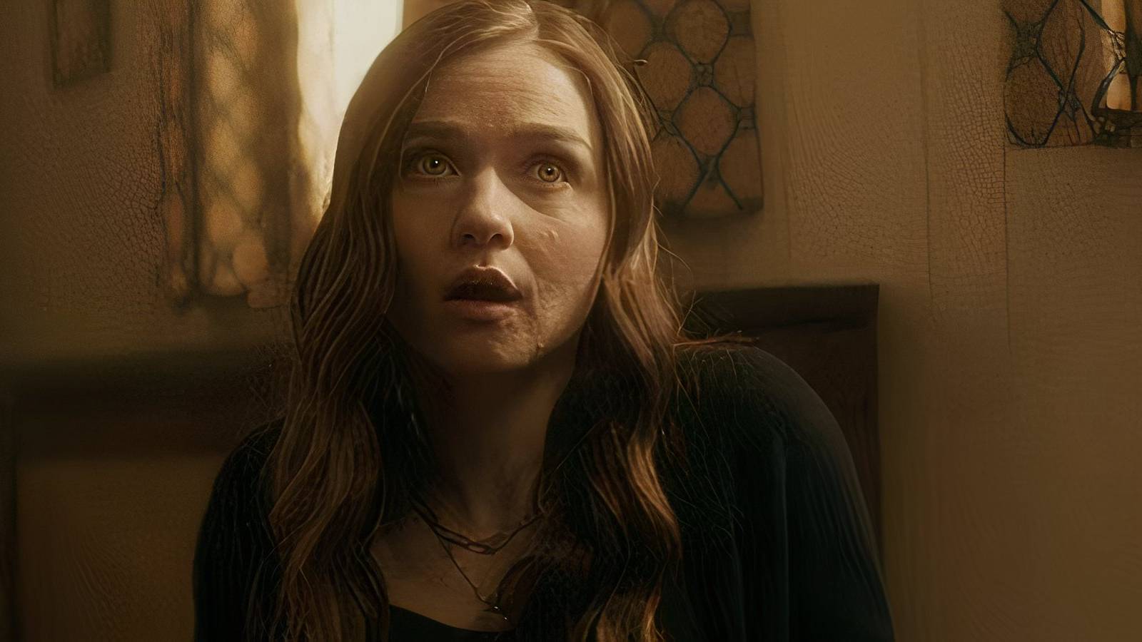 Jessica Barden as Hailey on American Horror Stories