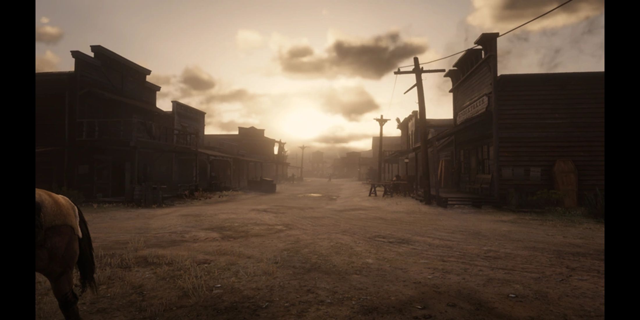 Minecraft Player Recreates Armadillo in Red Dead Redemption 2
