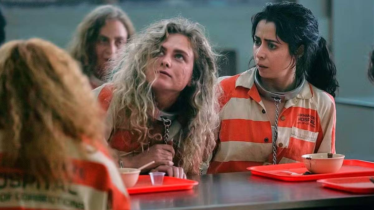 cristin-milioti-and-marie-botha-as-sofia-falcone-and-magpie-in-arkham-s-cafeteria-sitting-together-from-the-penguin-hbo Cropped