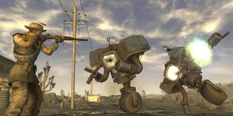 Fallout new vegas character aiming at hostile robot in the desert.