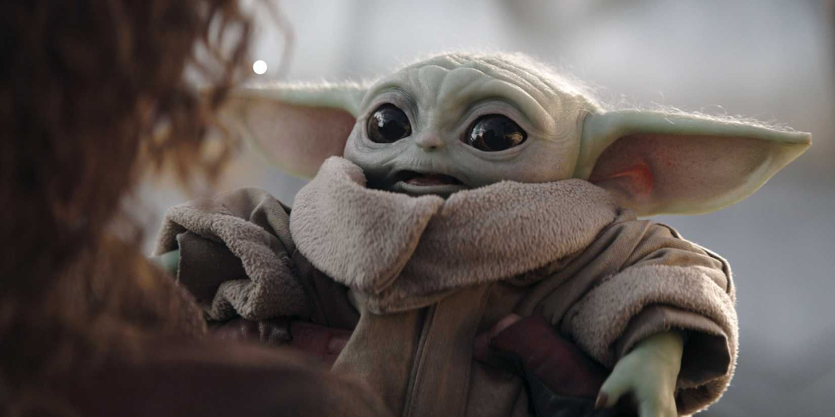 Fusion cosplayer combines Ash Ketchum with The Mandalorian