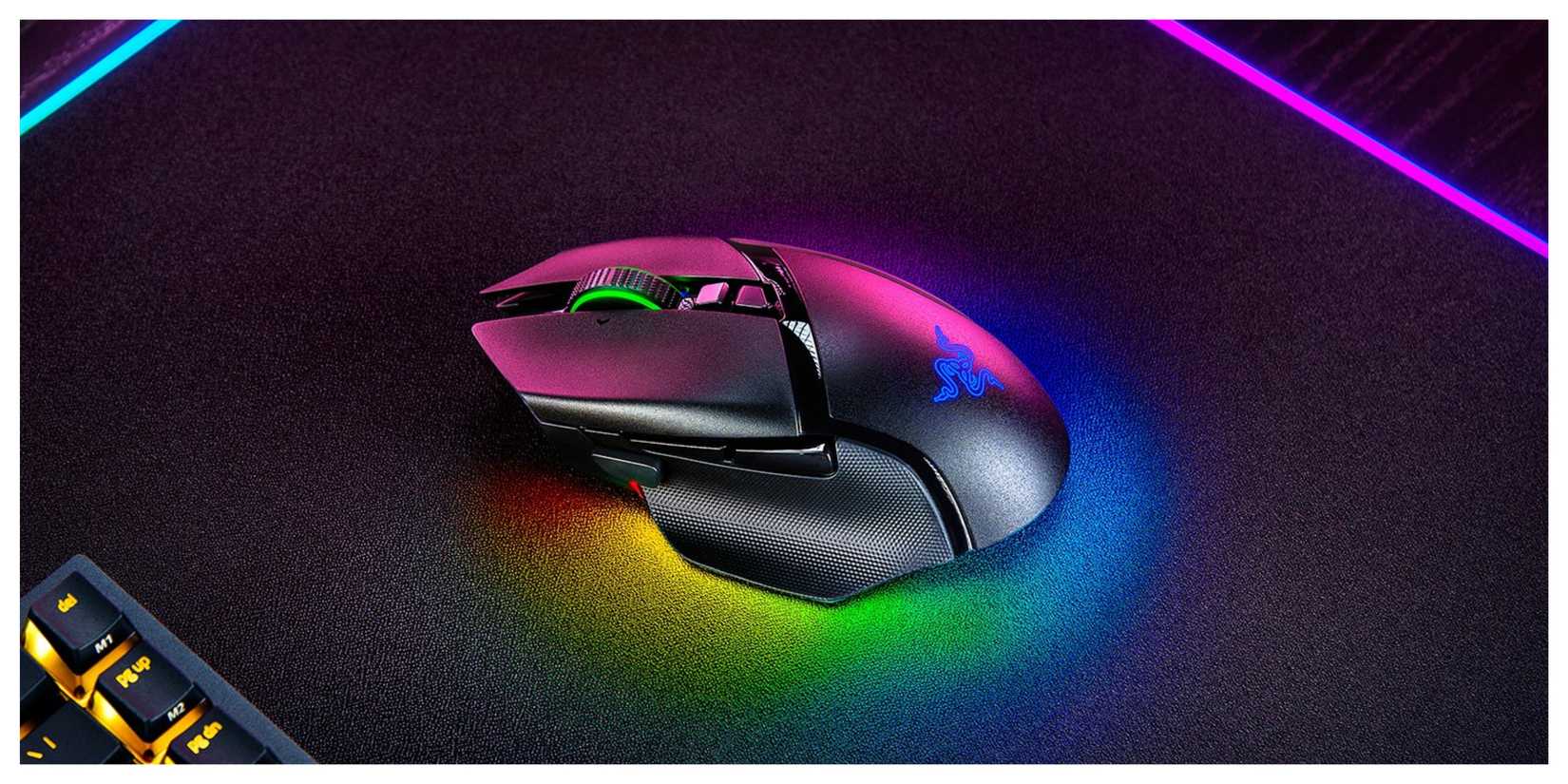 Razer Basilisk V3 Pro 35K side