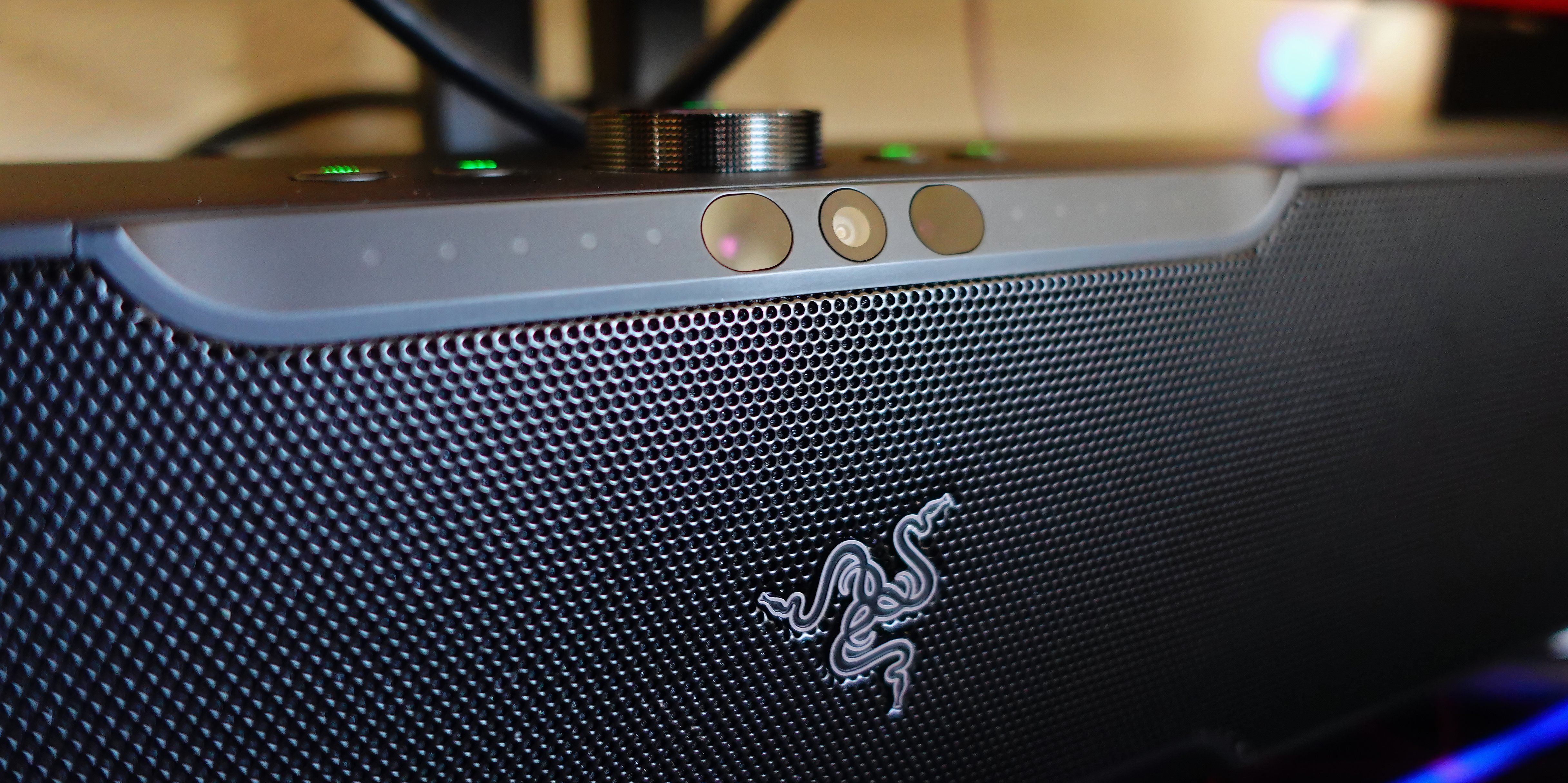 Razer Leviathan V2 Pro Soundbar Review