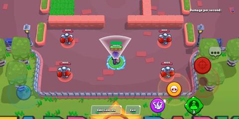 Rosa aiming her attack in Brawl Stars