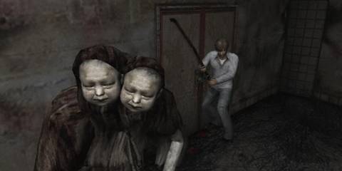 Henry sneaking up on the Twins with a steel pipe in Silent Hill 4: The Room