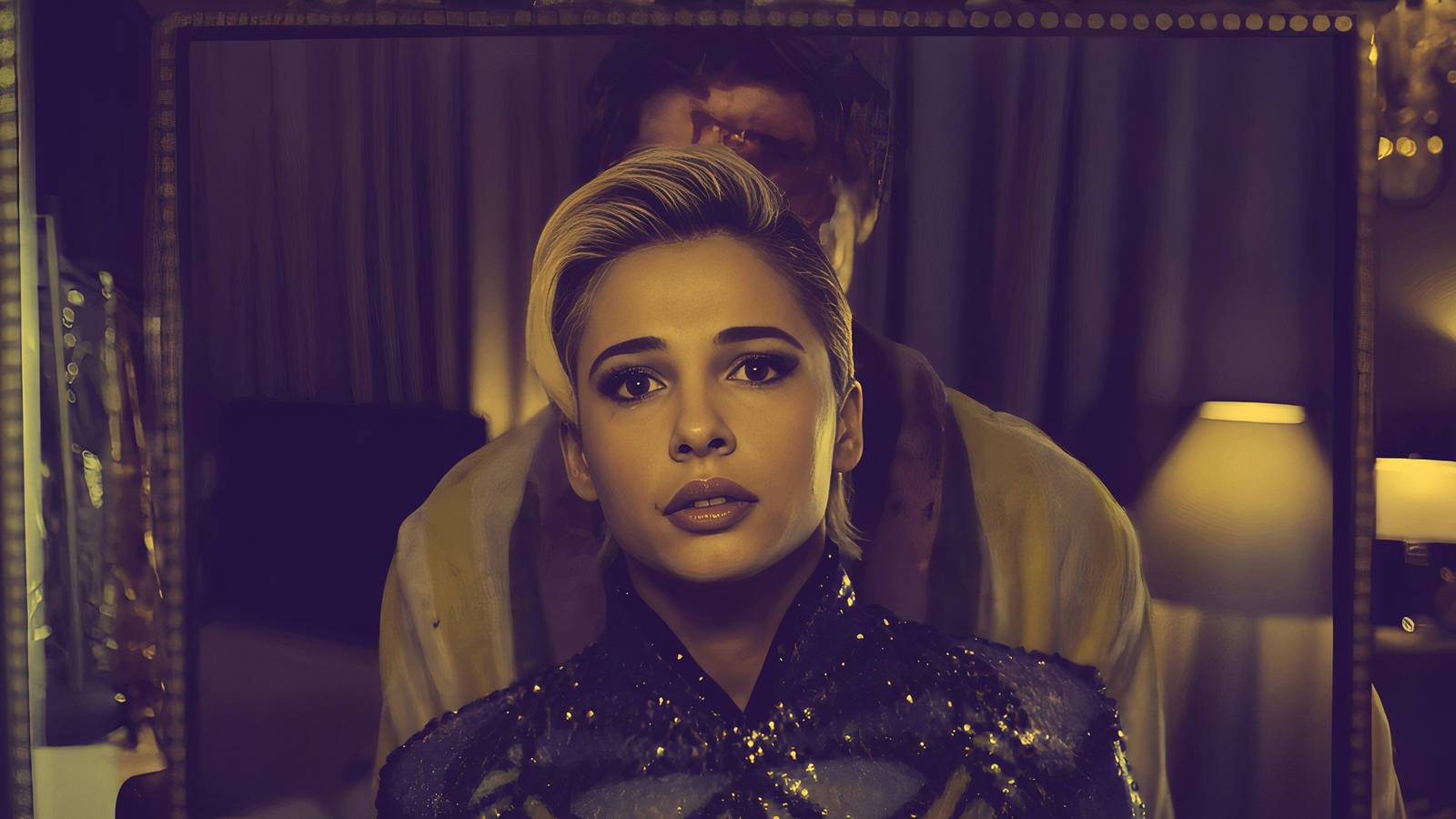 smile 2 mirror symbolism