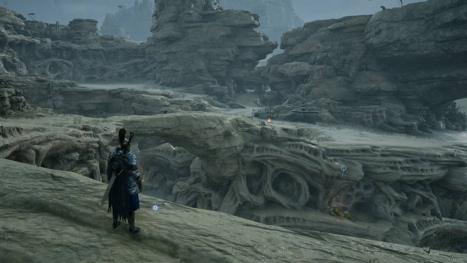 Overlooking the Sandworm Lair in Throne and Liberty