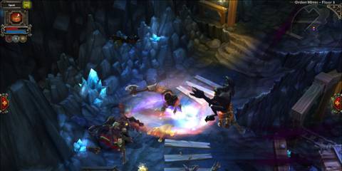 A player attacking enemies in Torchlight