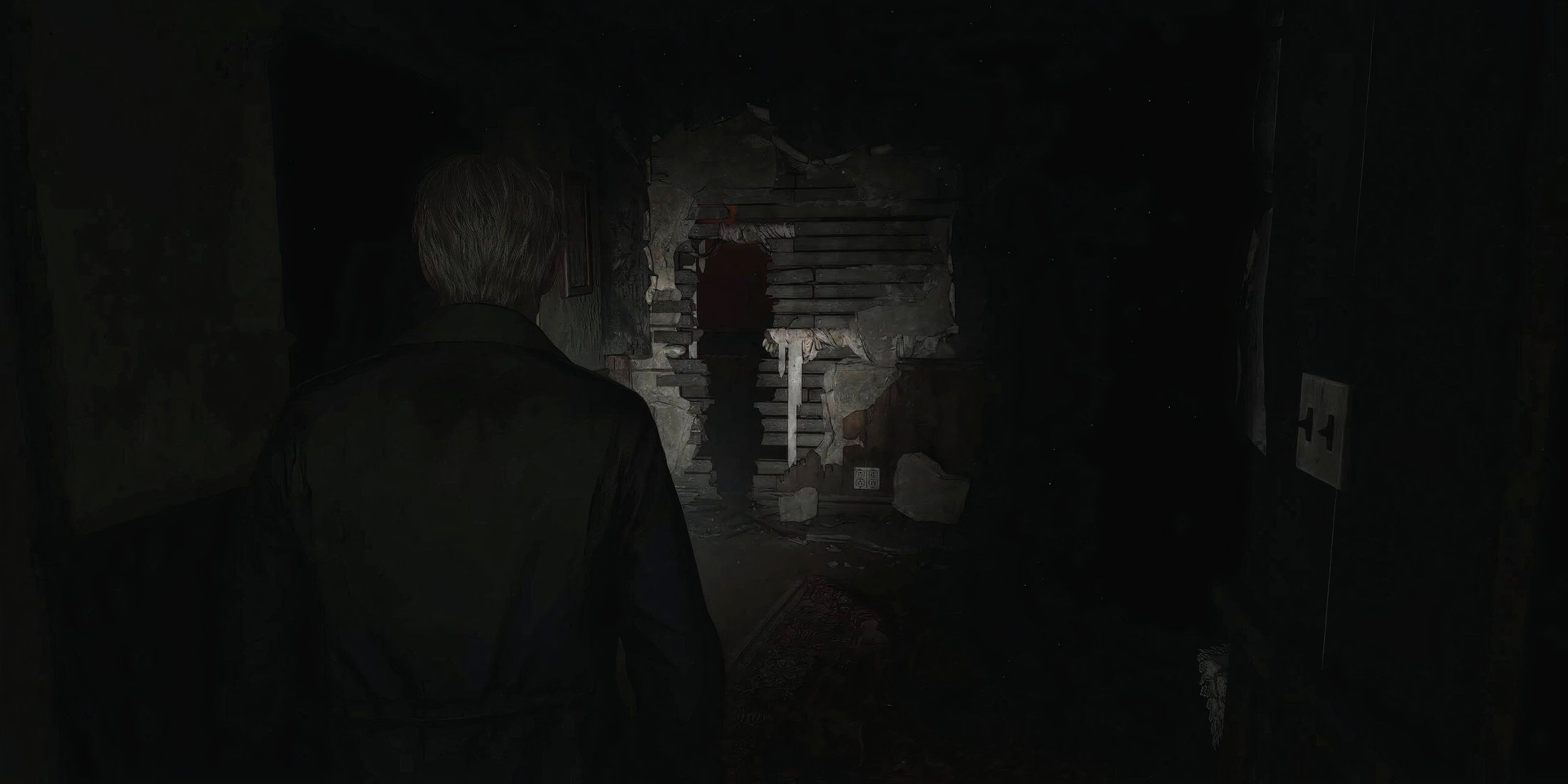 Woodside Apartments Entering Crack in Wall Silent Hill 2 Remake