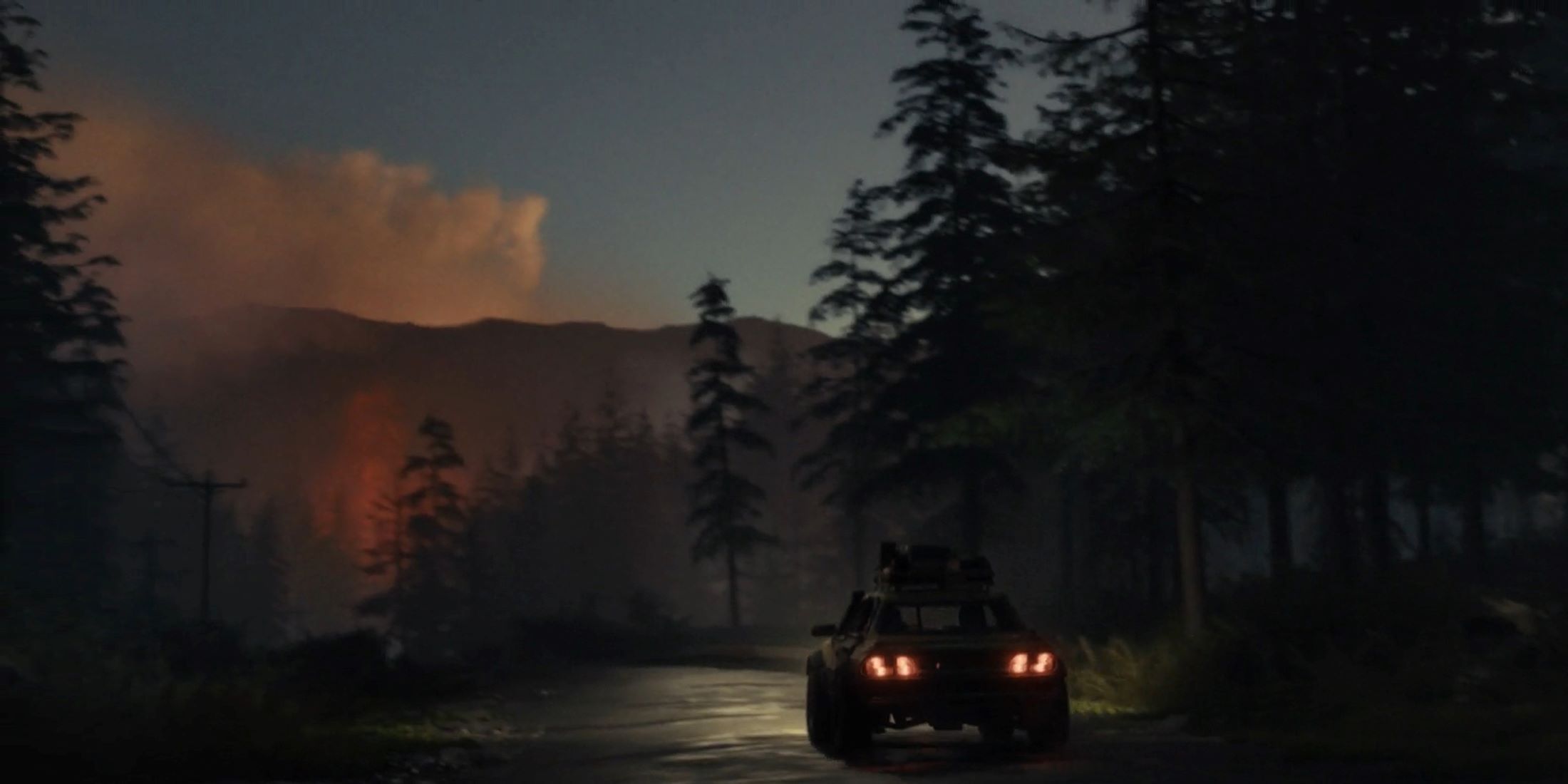 A car drives through the woods at night in a State of Decay 3 trailer.