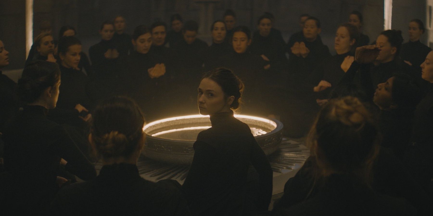 The Sisterhood of Truthsayers with a young Valya Harkonnen in the center in Dune: Prophecy (2024)