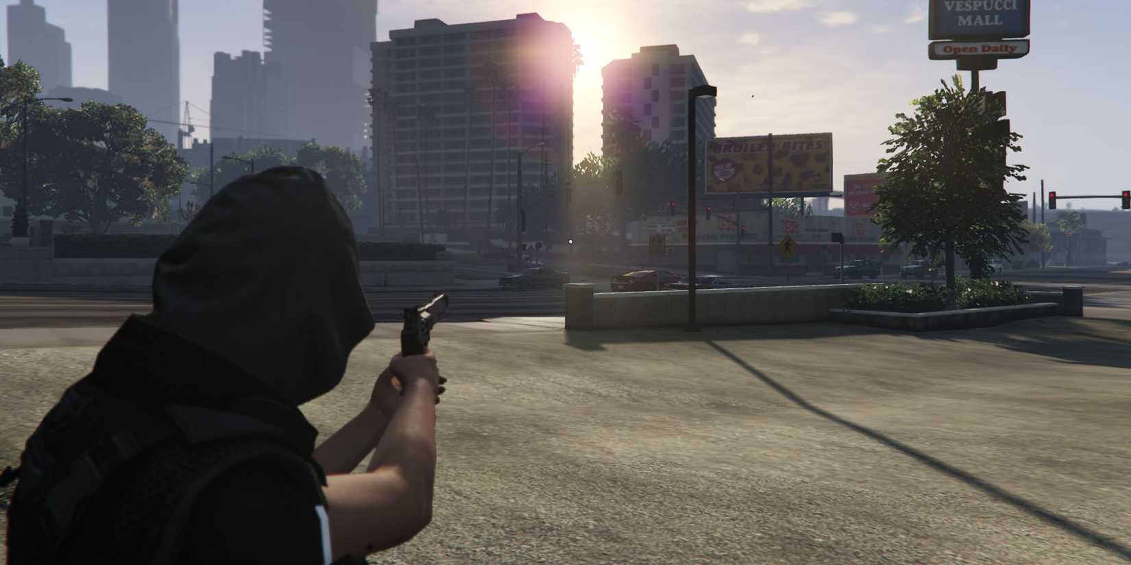 Aiming a Heavy Revolver Mk2 in GTA Online