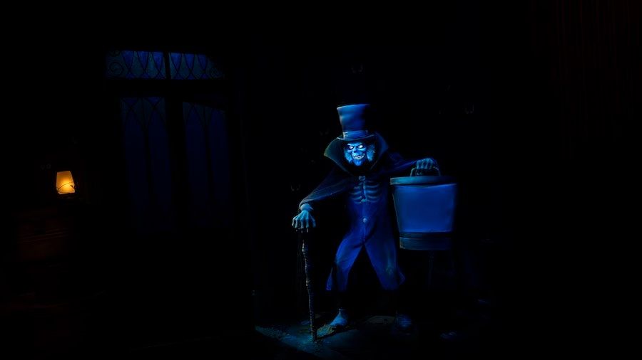 Disney World Makes Subtle Change To Haunted Mansion