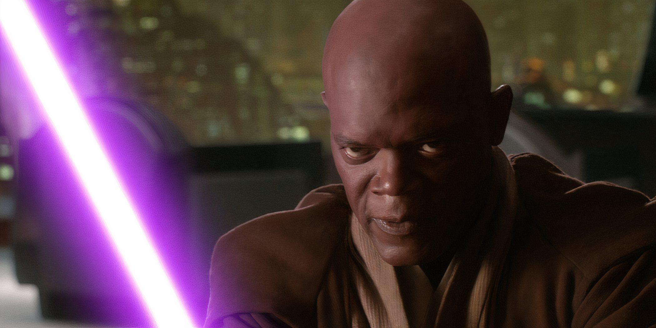 Star Wars: Why Mace Windu Has A Purple Lightsaber, Explained