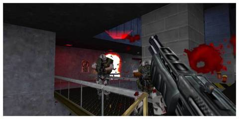 Half-Life - Steam Screenshot (Fighting A Marine)