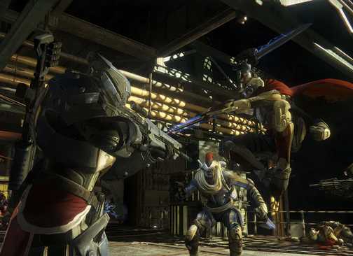 Players fighting Fallen in Destiny 1