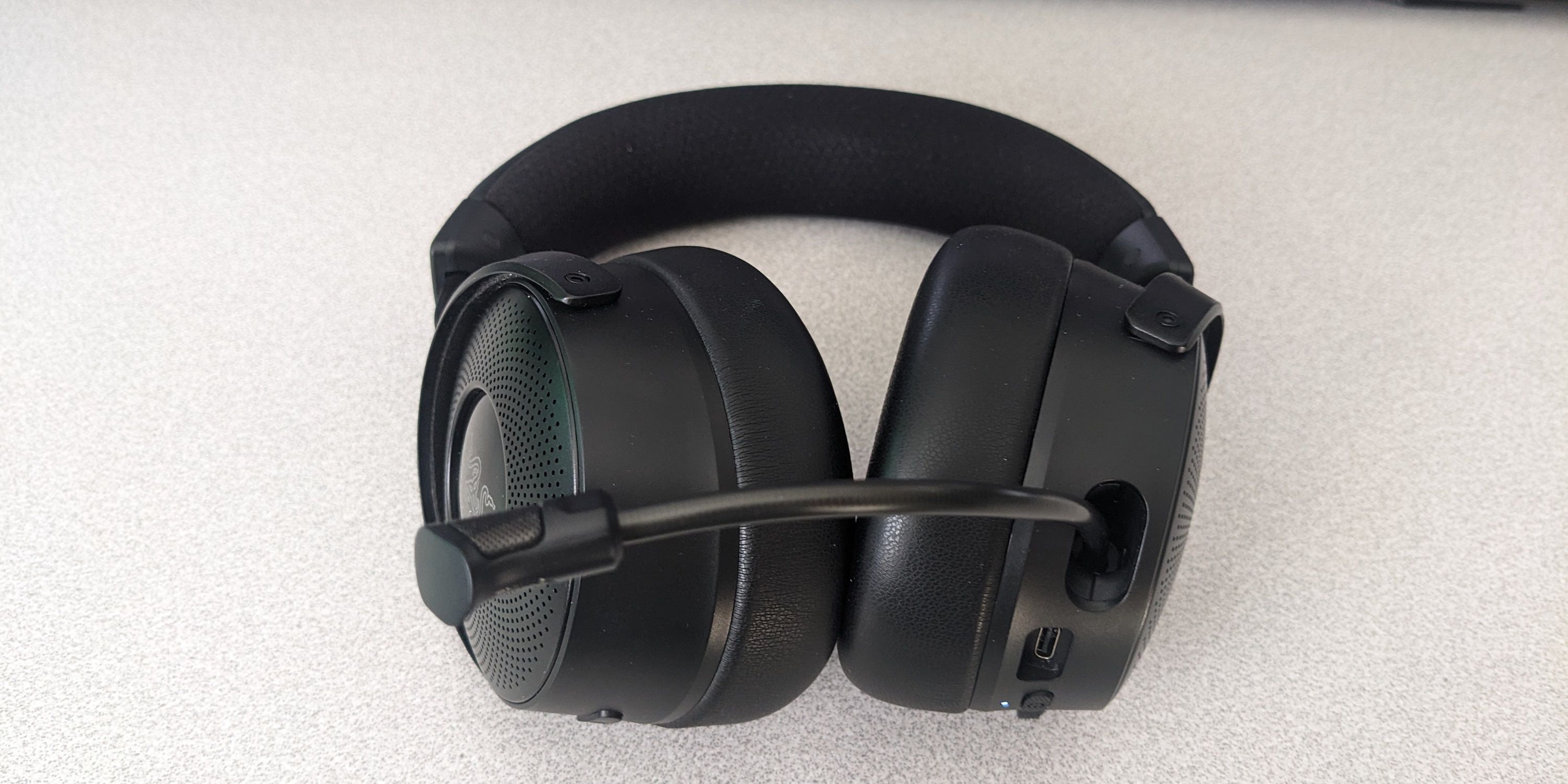 Razer Kraken V4 Pro Gaming Headset Review