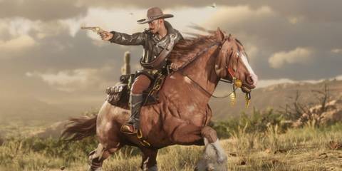 An outlaw character aiming a pistol while riding a galloping horse in Red Dead Online