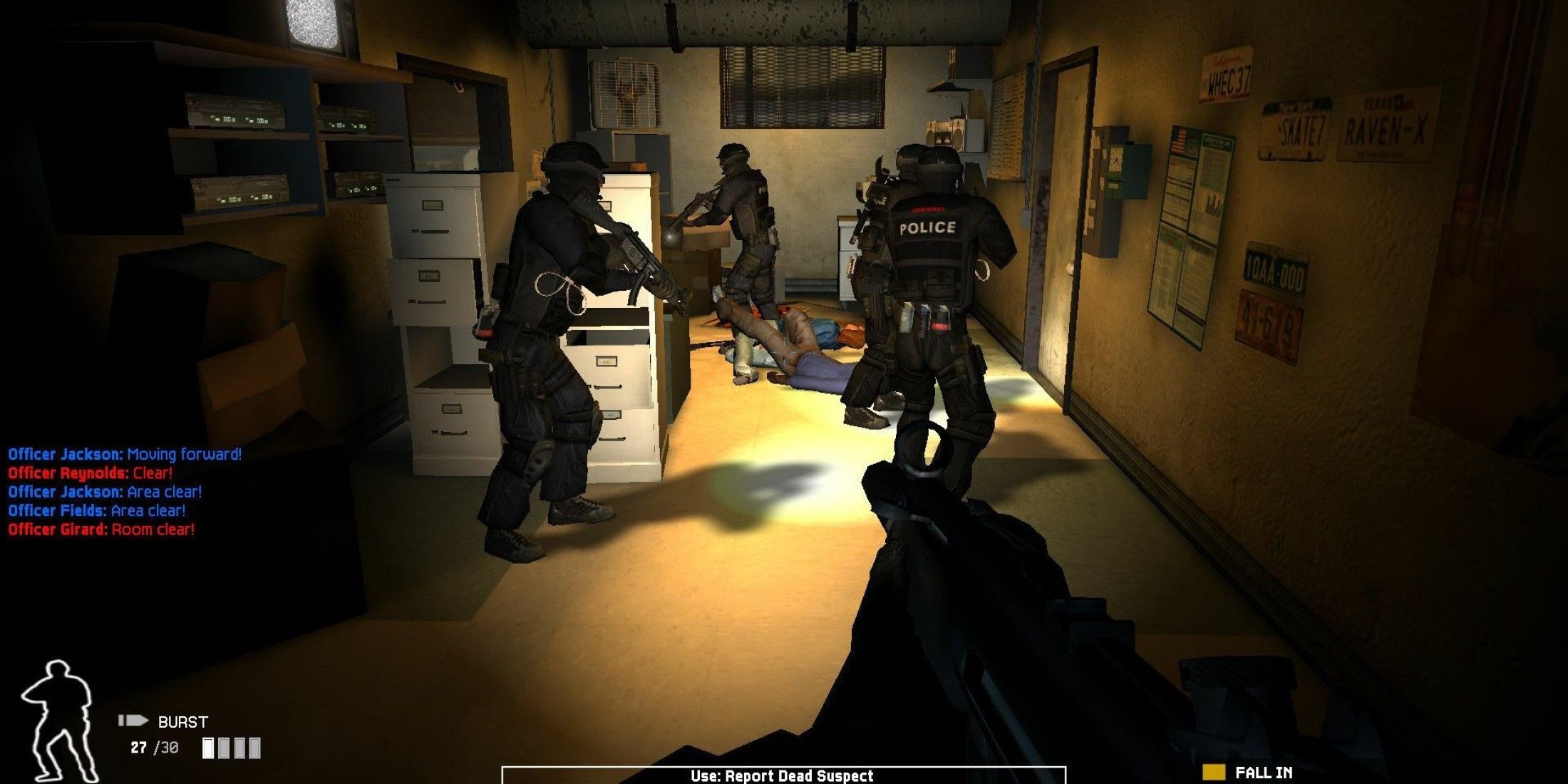 SWAT 4 squad covering a room