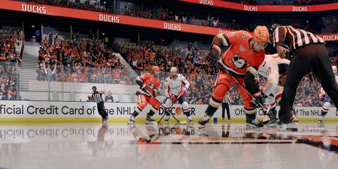 leo carlsson taking a face off