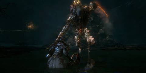 the hunter fighting an enemy