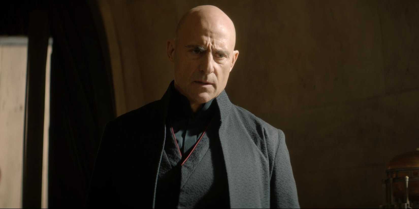Mark Strong as Emperor Javicco Corinno in Dune: Prophecy