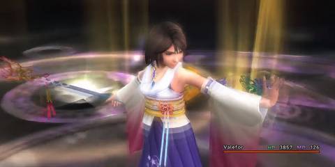 yuna preparing an attack