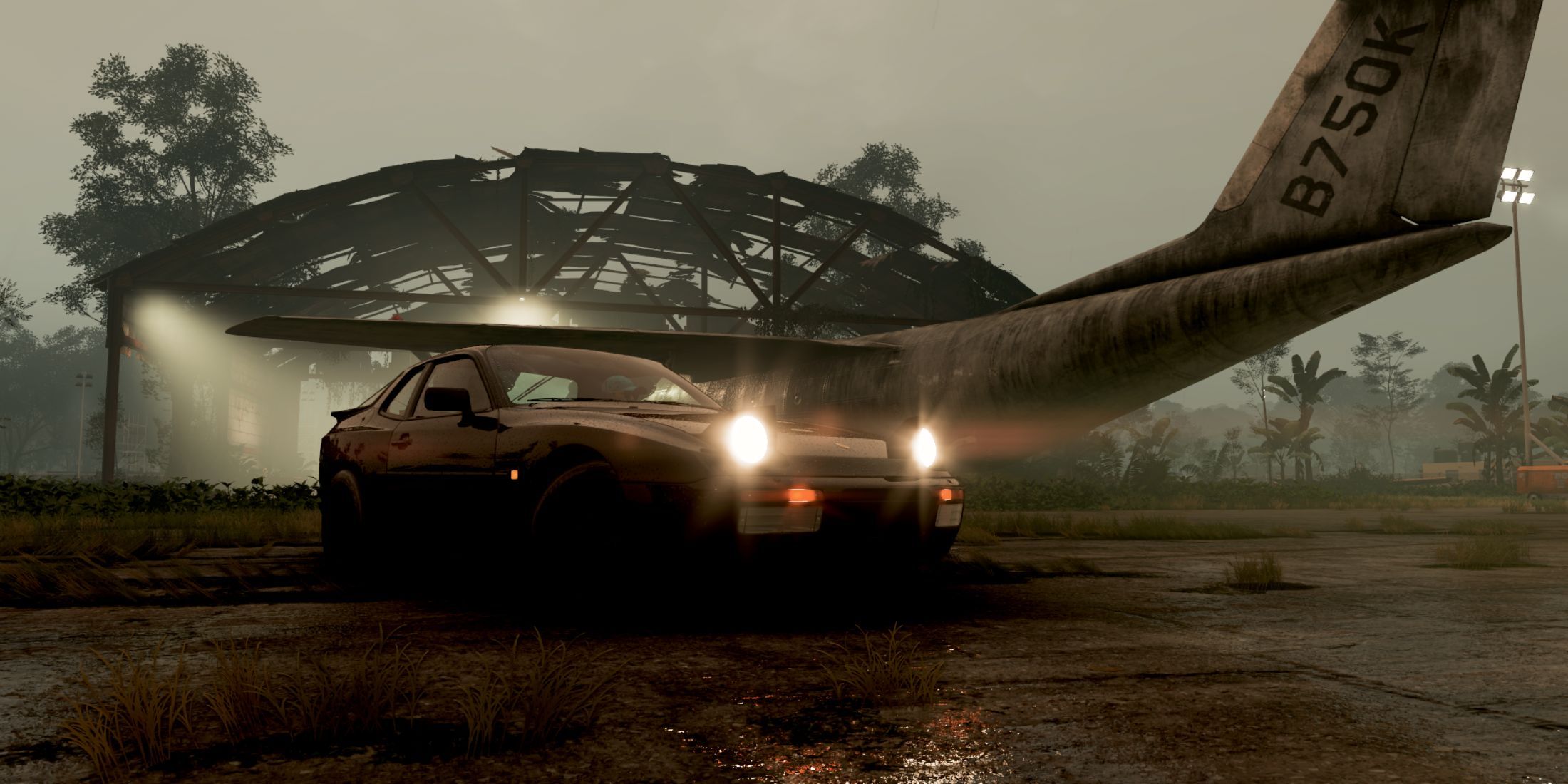 The 1989 Porsche 944 Turbo in Forza Horizon 5 parked at the abandoned airfield.