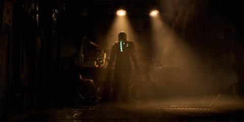 Key Art Showing Isaac Clarke Looking At A Message Written In Blood In Dead Space