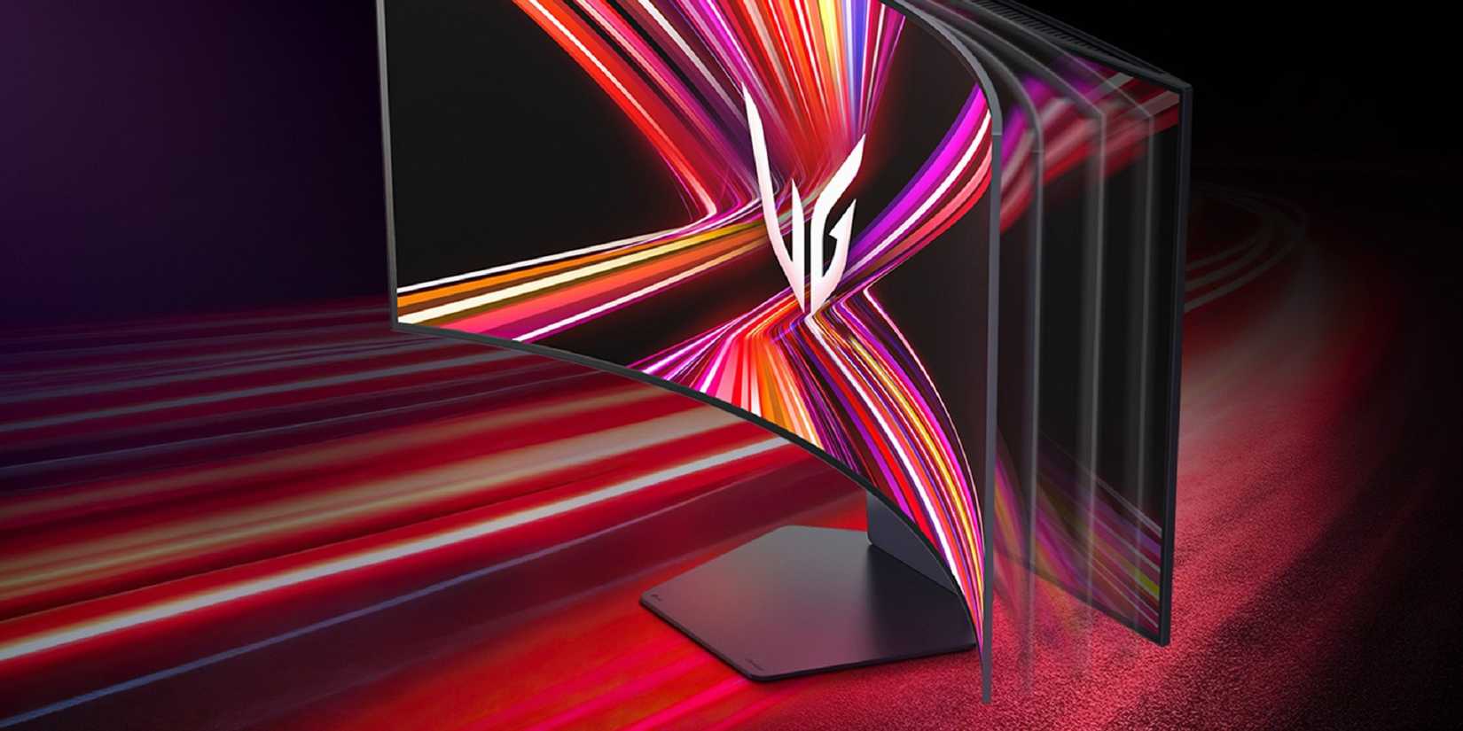 The LG UltraGear 45GX990A showing the different bend levels