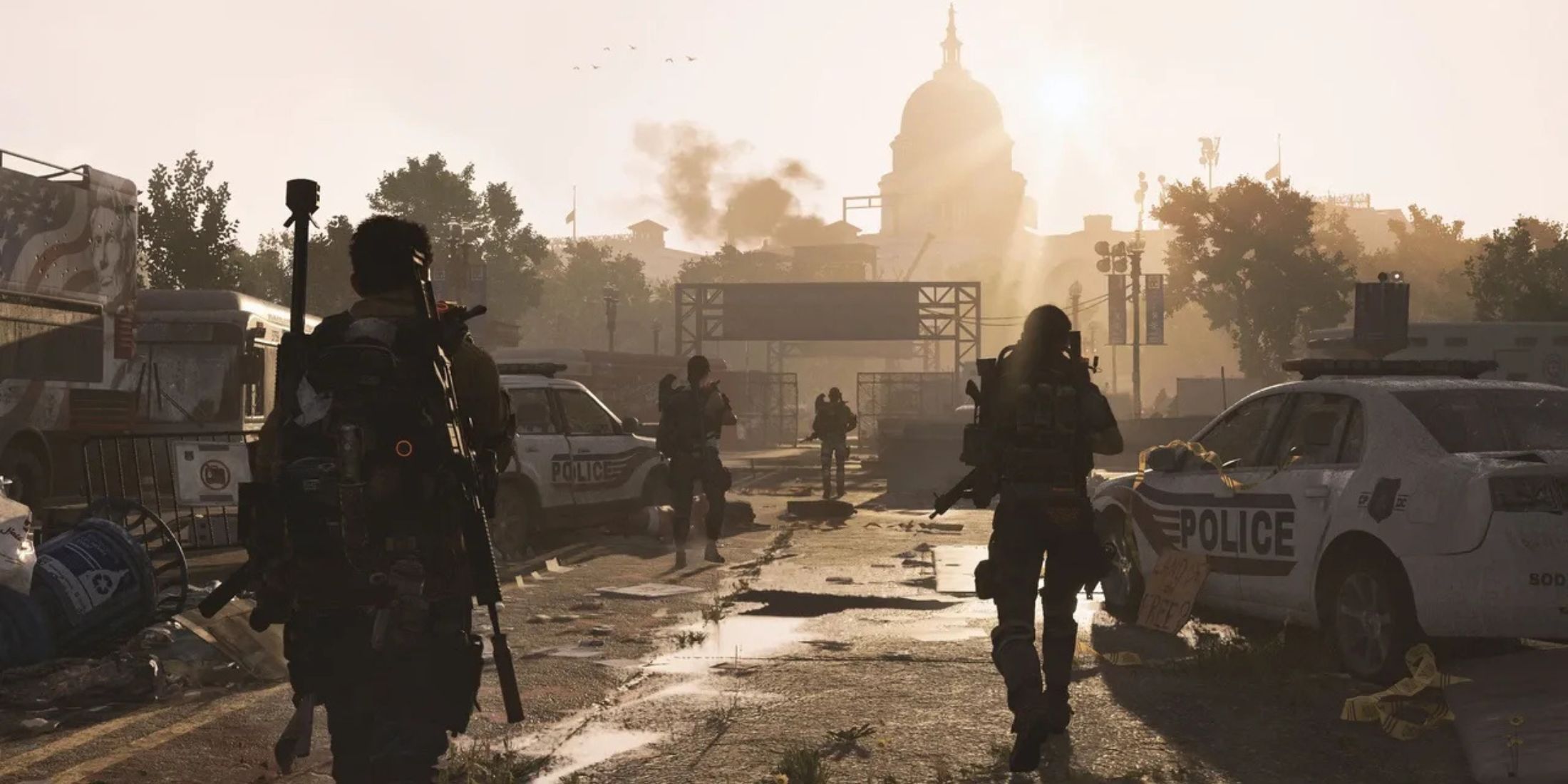 Walking With a Group Near The Whitehouse in Tom Clancy's The Division 2