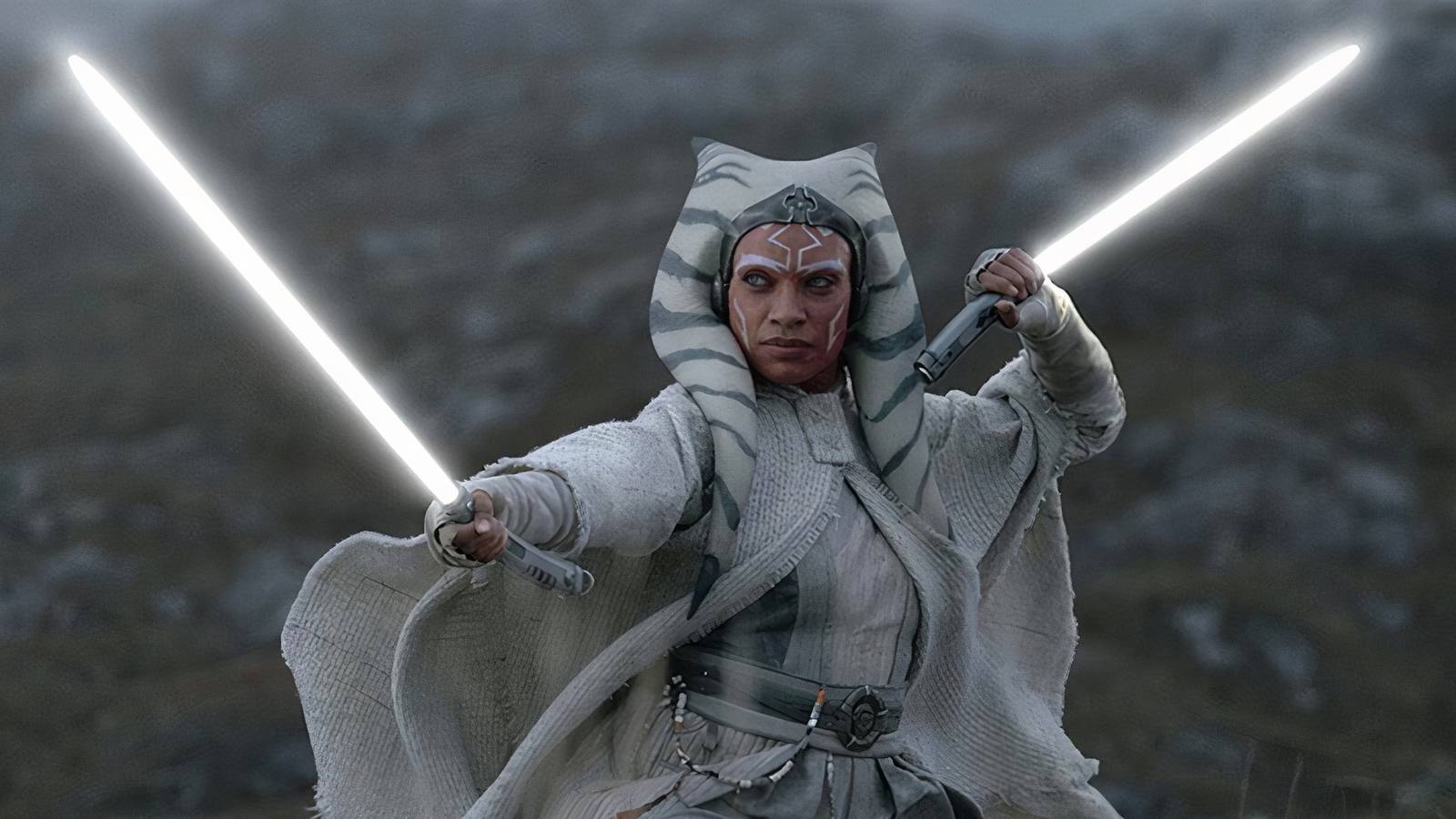 Ahsoka in Star Wars Cropped