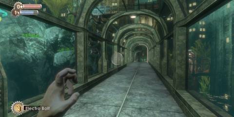 Exploring Rapture in BioShock