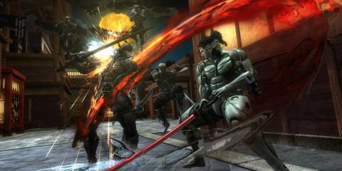Fighting enemies in Metal Gear Rising Revengeance