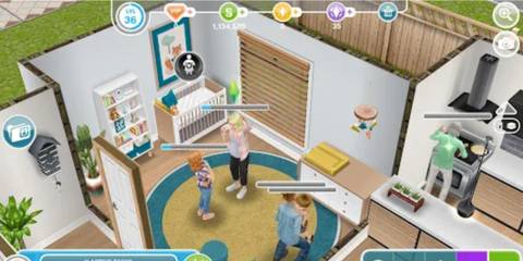 The Sims FreePlay Gameplay
