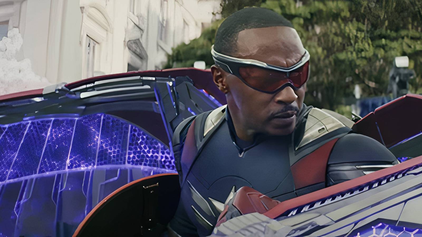 Sam Wilson's new Captain America suit in Brave New World