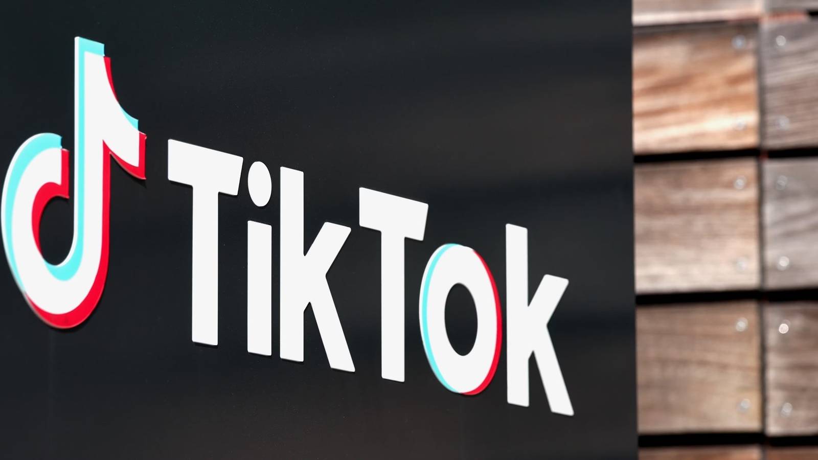 The Supreme Court upholds the ban on TikTok