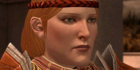 Close-up of Aveline in Dragon Age 2