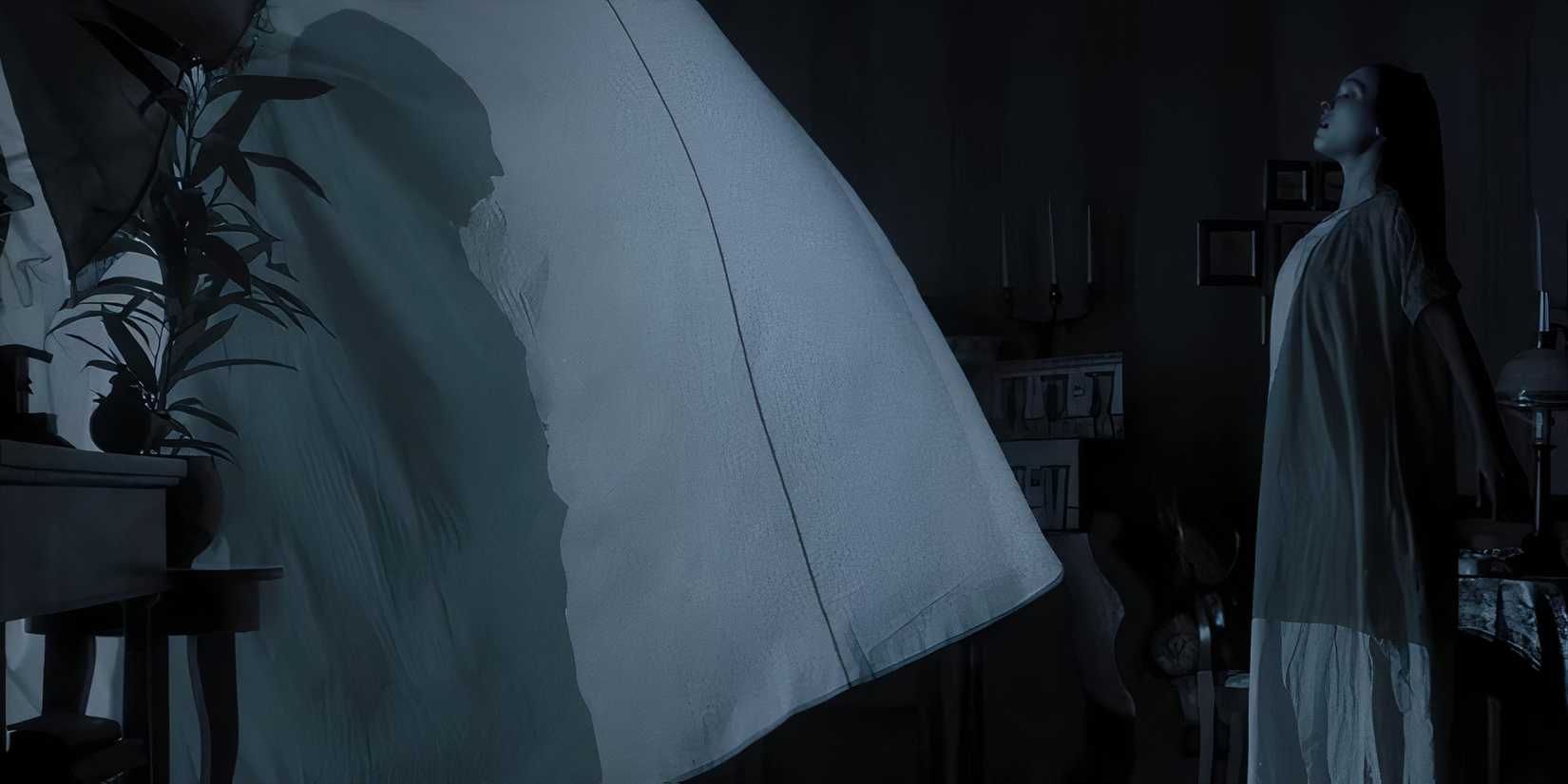 Ellen embracing the shadow of Count Orlok in Nosferatu