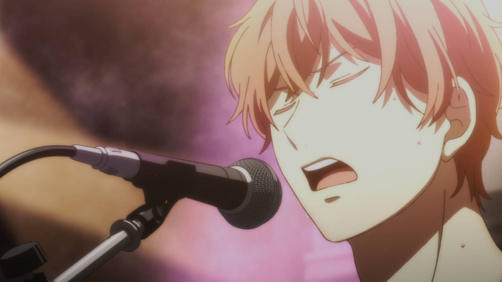 given the movie concert mafuyu singing