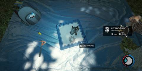 Lizard Skin being highlighted in crafting/inventory menu in The Forest
