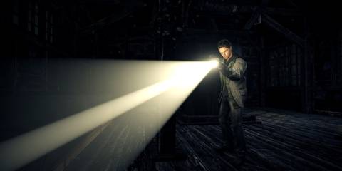 Alan Wake Steam screenshot of Alan holding a flashlight