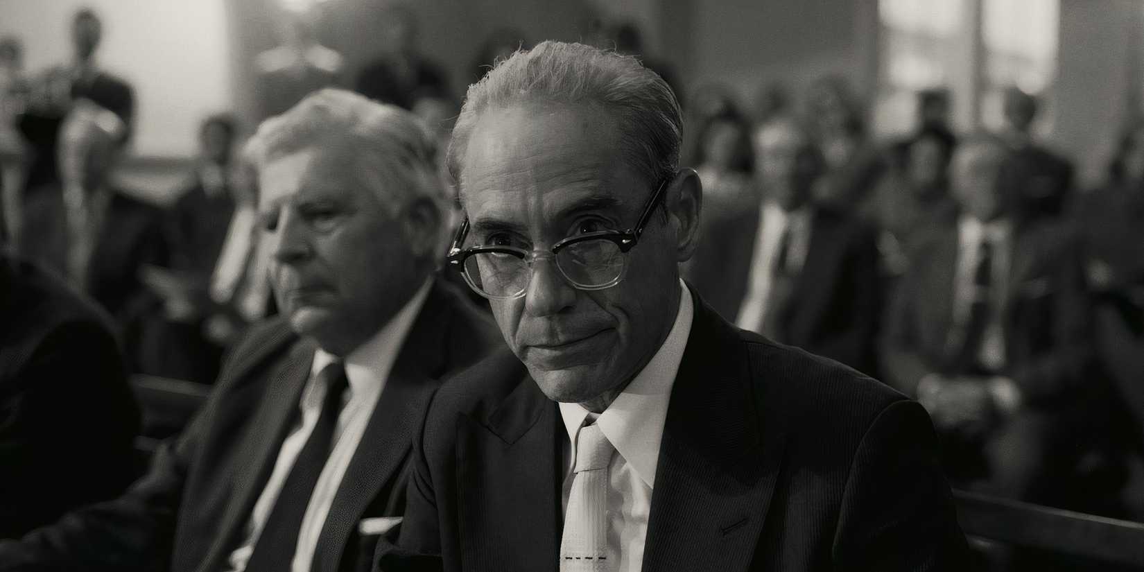 robert-downey-jr-lewis-strauss-oppenheimer