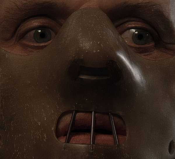 Rekomendasi Film Thriller Terbaik untuk Ditonton Jika Anda Menyukai Furious di Hulu, Diurutkan 10 Hannibal Lecter in a mask in Silence of the Lambs